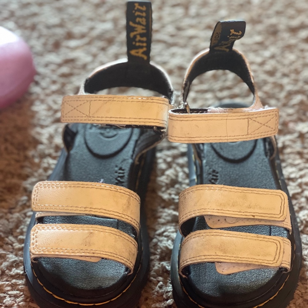 Dr. Marten-white sandals kids